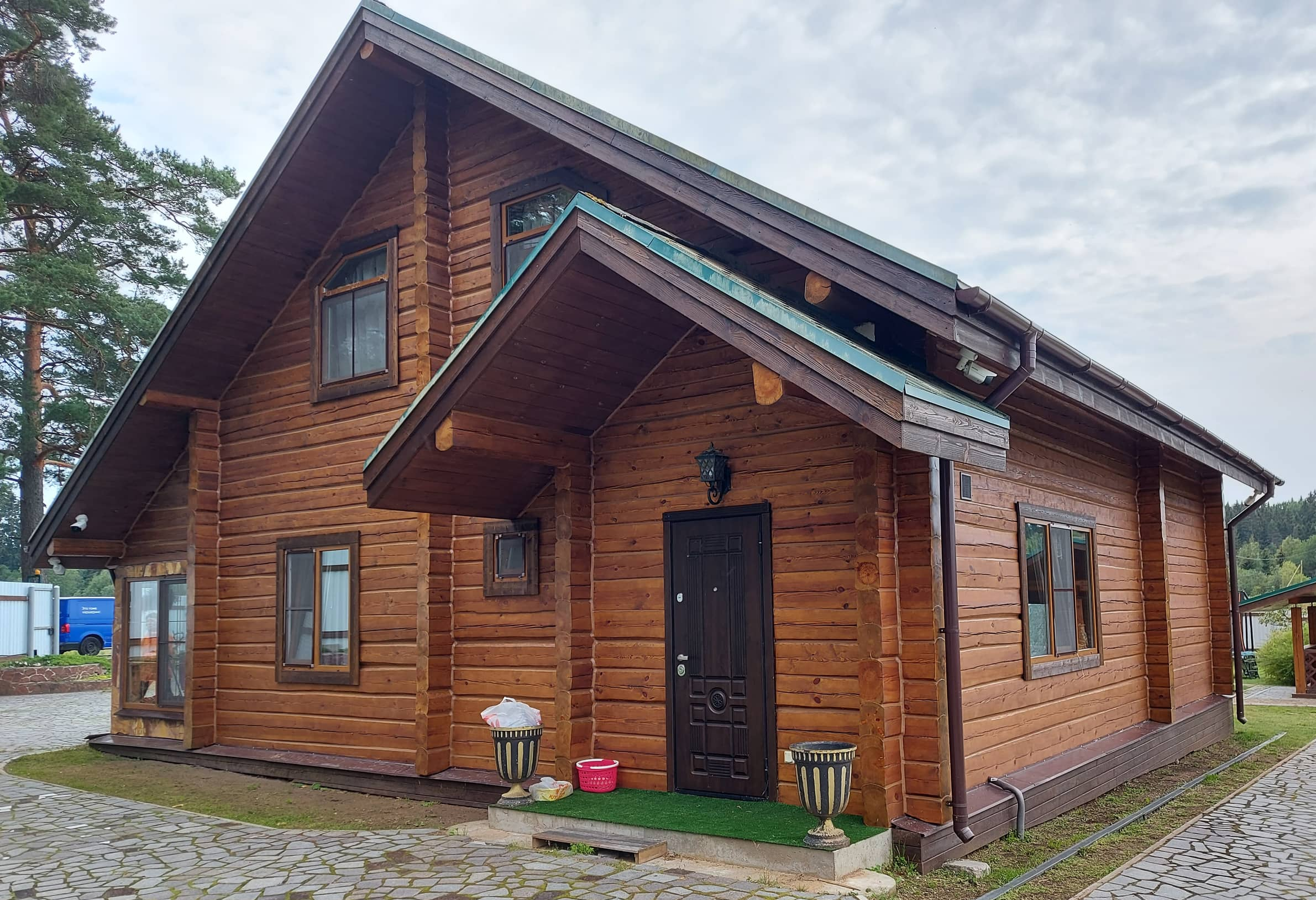 Комбинированные и нестандартные деревянные дома